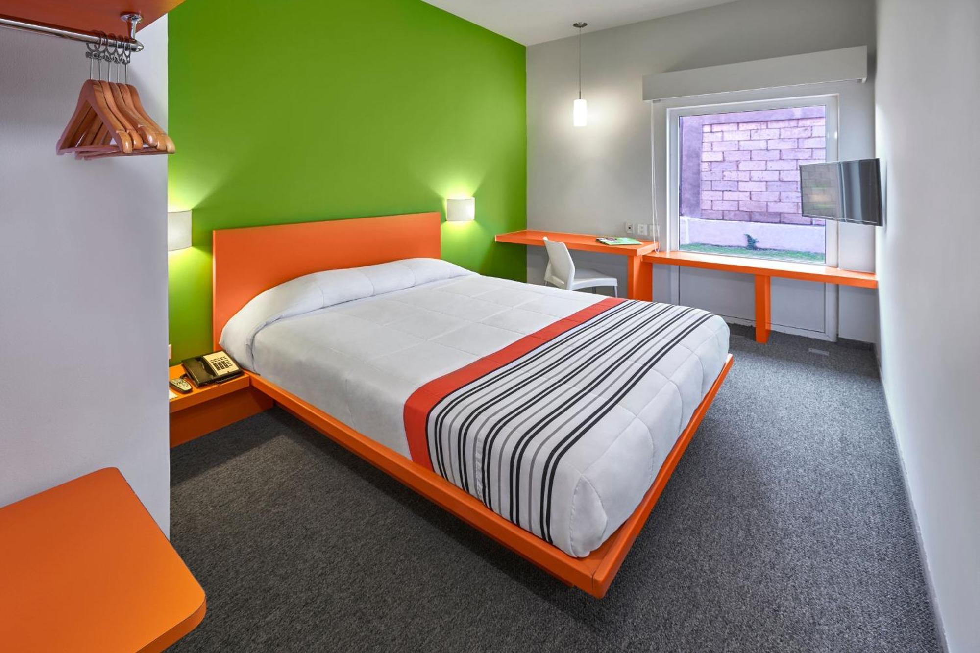 City Express Junior By Marriott Toluca Aeropuerto Extérieur photo