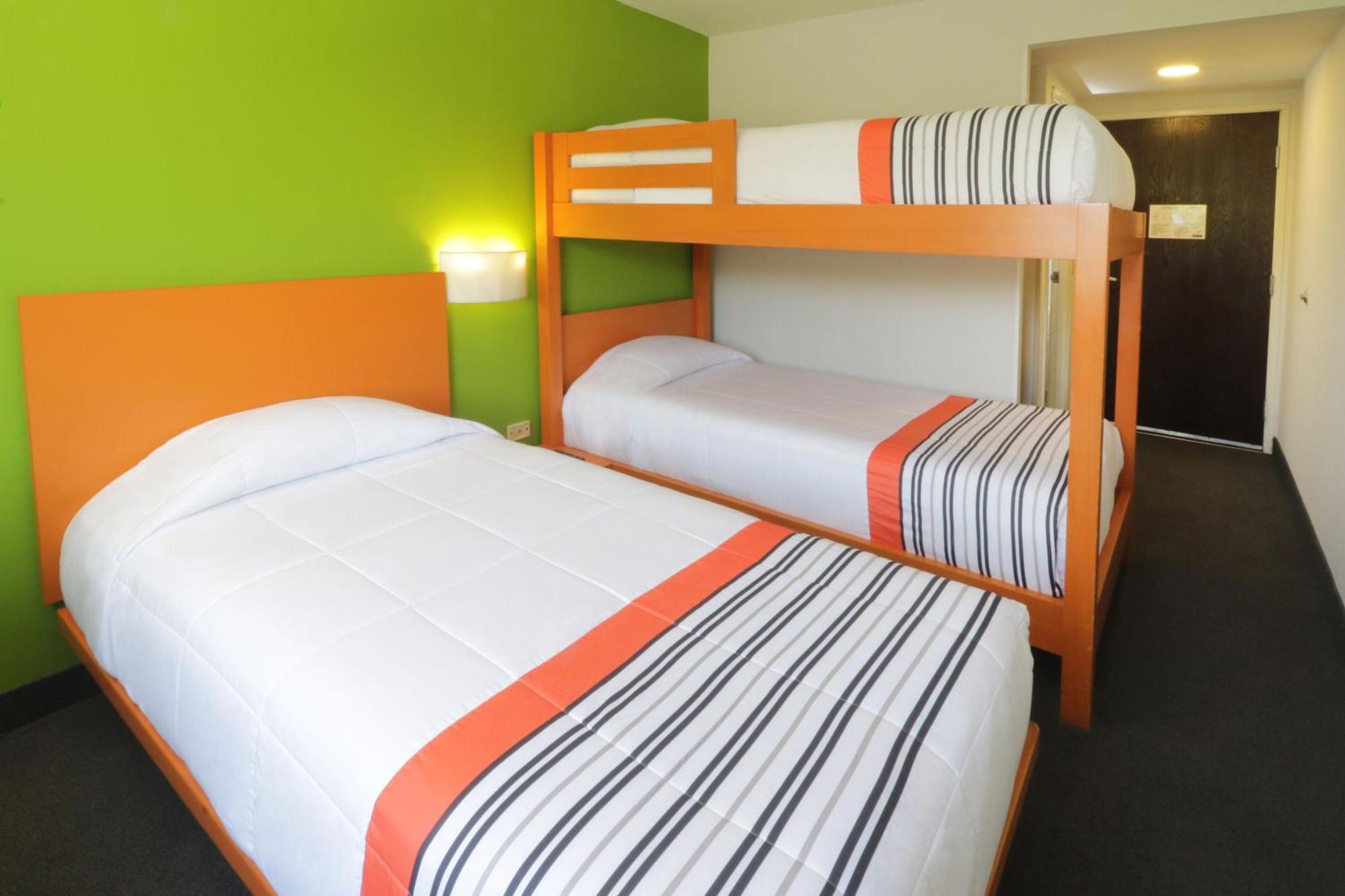 City Express Junior By Marriott Toluca Aeropuerto Extérieur photo