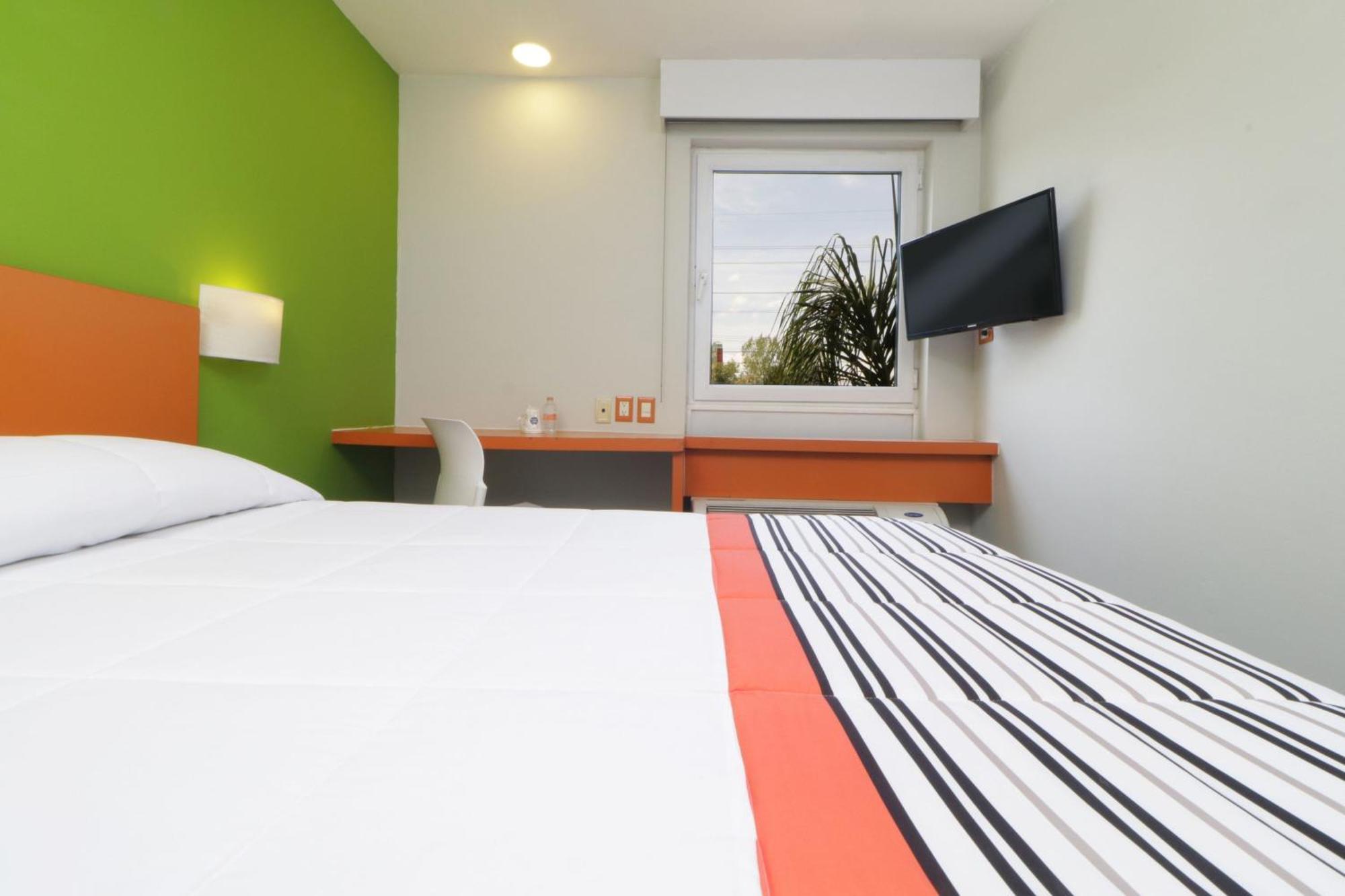 City Express Junior By Marriott Toluca Aeropuerto Extérieur photo
