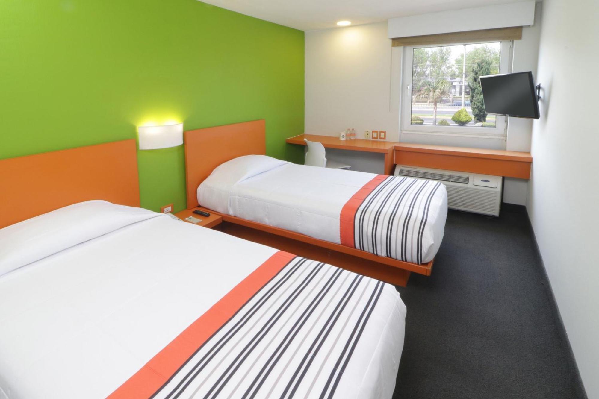 City Express Junior By Marriott Toluca Aeropuerto Extérieur photo